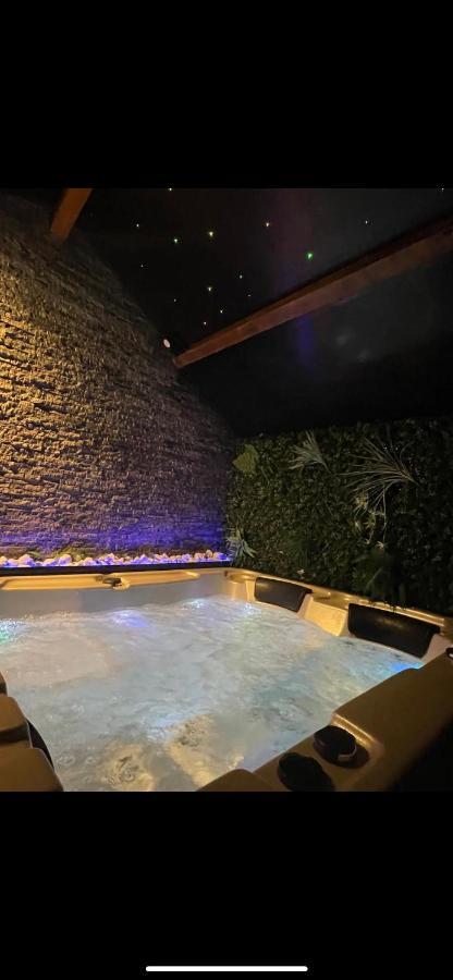 Spa&House91 Mennecy Exterior foto